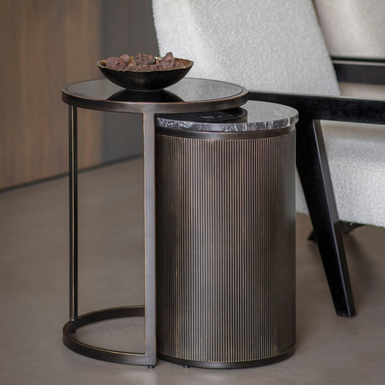 Black Set of 2 Corrugated Nesting Side Tables