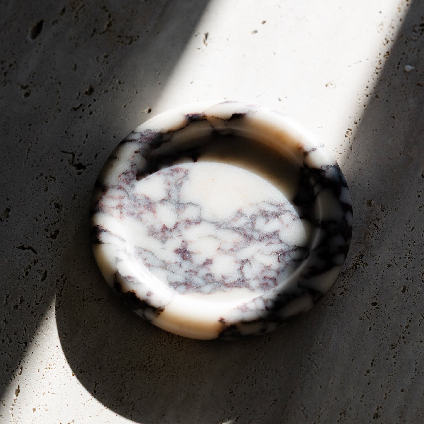 Round Calacatta Viola Marble Tray